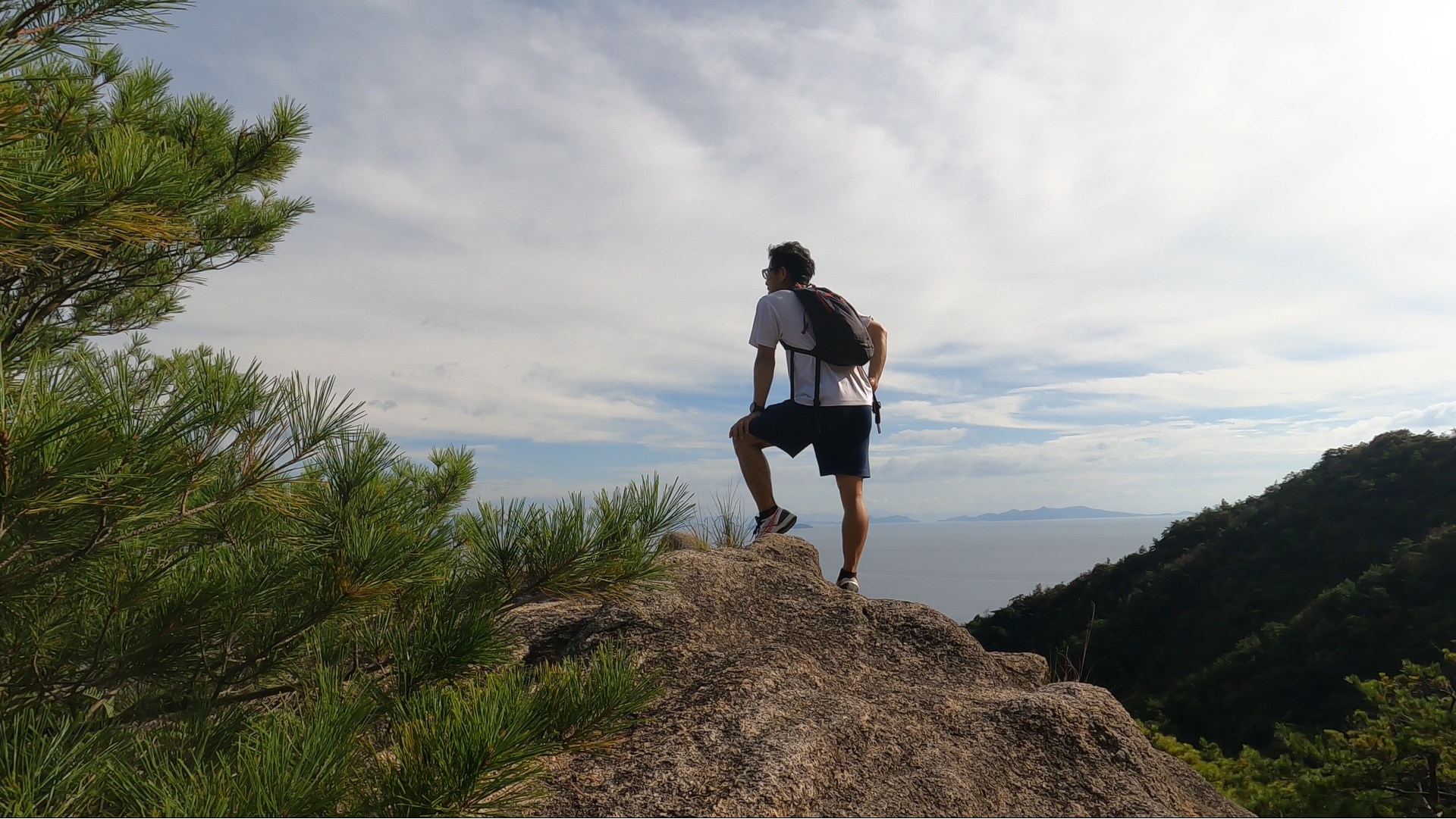 連なる山 One-day trip to the 100 famous mountains] To Mt. Ryokami in